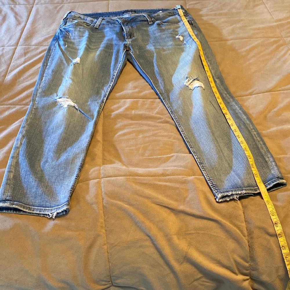 Silver Boyfriend fits like an 18 tags indicated 36